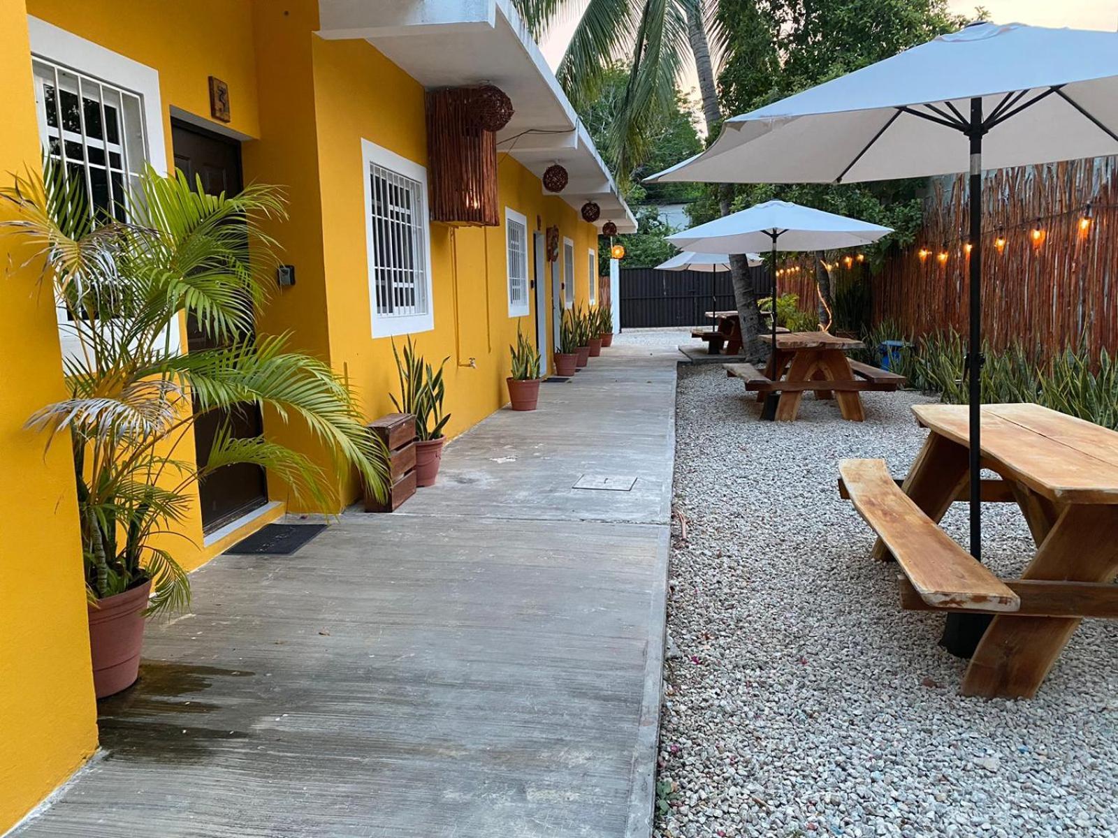 Hotel Apartaments Solecito Bacalar - Free Bikes & Paddle Екстер'єр фото